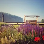 Trapani House & Camp Ruzova