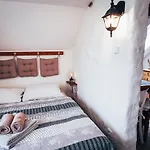 Privatunterkunft Trapani House & Camp