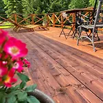 Trapani House & Camp Privatunterkunft Ruzova