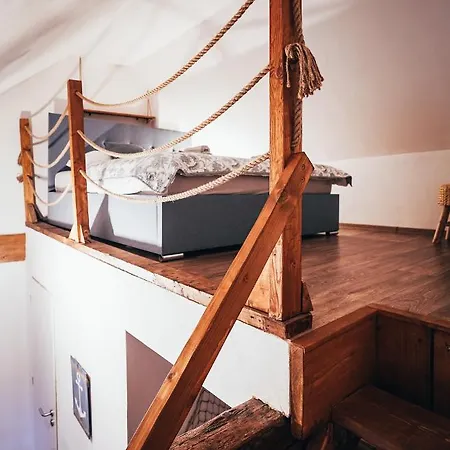 Trapani House & Camp Kwatera prywatna *