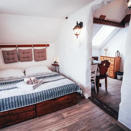 Trapani House & Camp *
