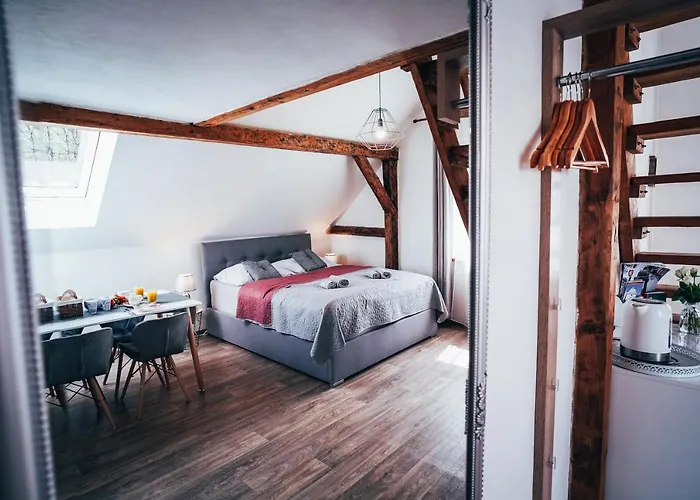 Trapani House & Camp *