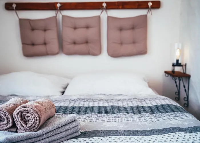 Trapani House & Camp * Ruzova