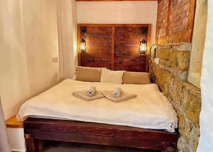 Trapani House & Camp Ruzova