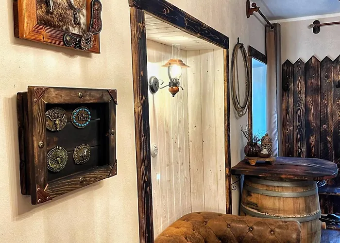 Trapani House & Camp Privatunterkunft Ruzova